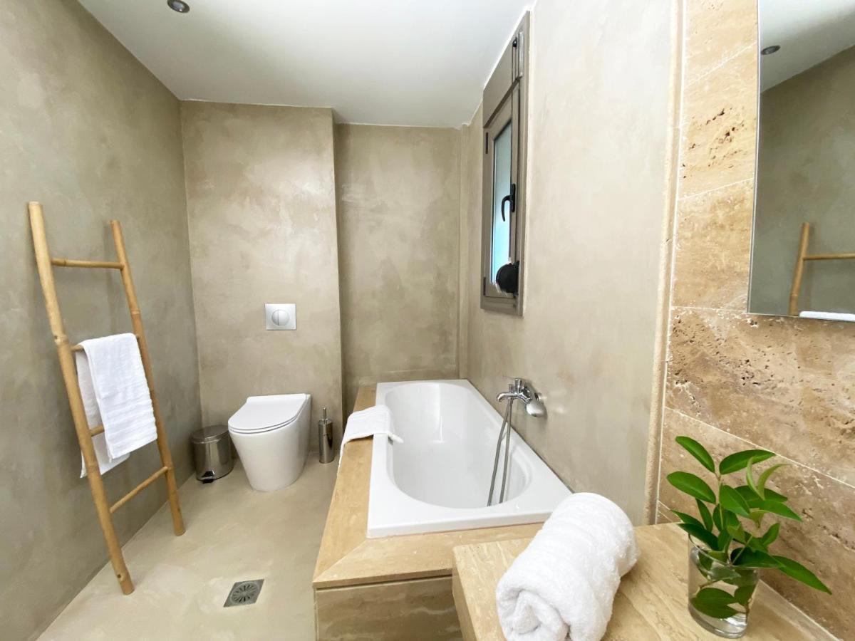 Niovi Villas 니키티 외부 사진